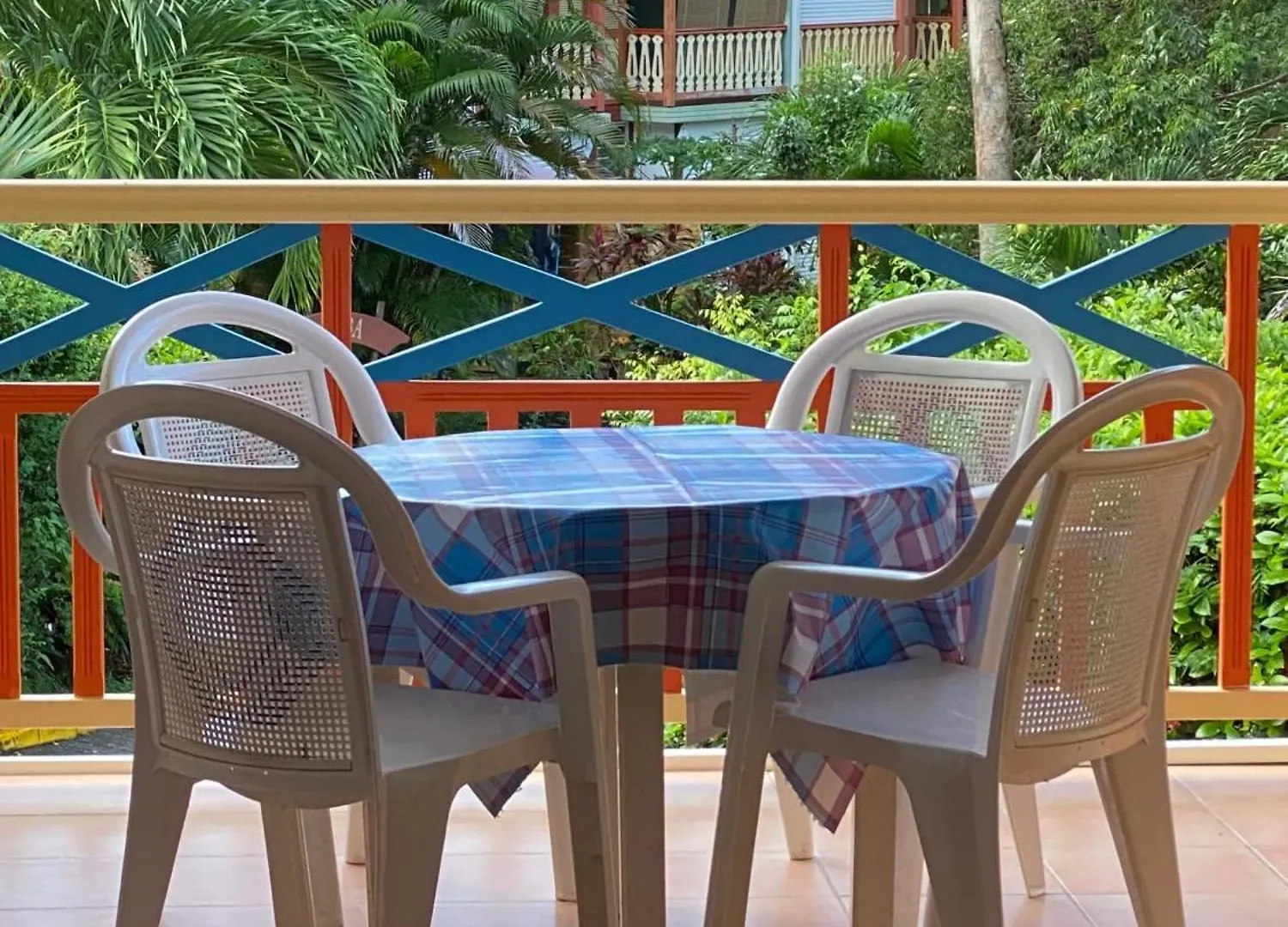 Apartment Studio Avec Balcon Et Vue Sur Jardin A Sainte Anne 25 M² Parking Inclus