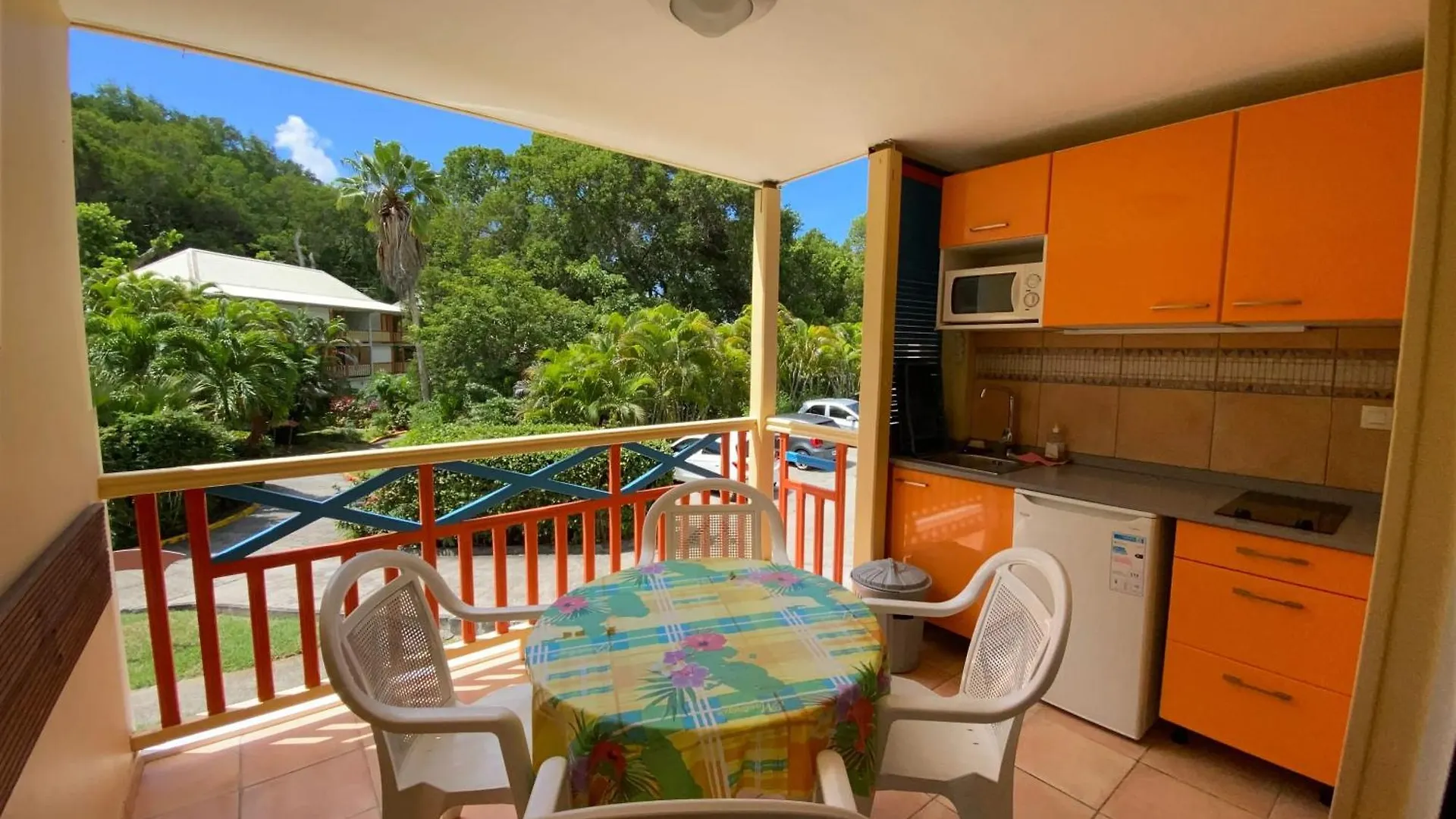 Studio Avec Balcon Et Vue Sur Jardin A Sainte Anne 25 M² Parking Inclus 0*, Sainte-Anne Martinique